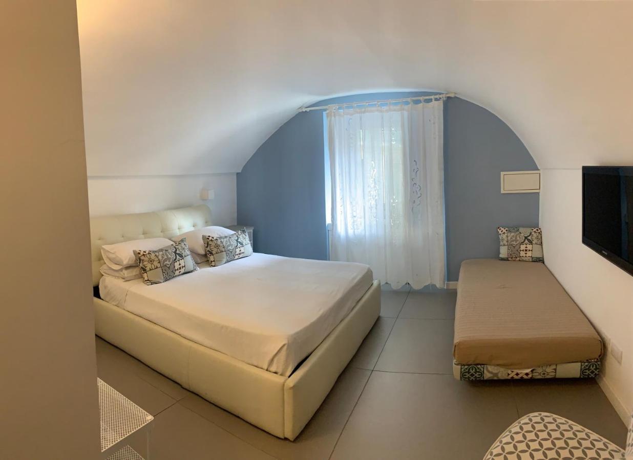 Bed and Breakfast A Casa Di Anna à Naples Extérieur photo