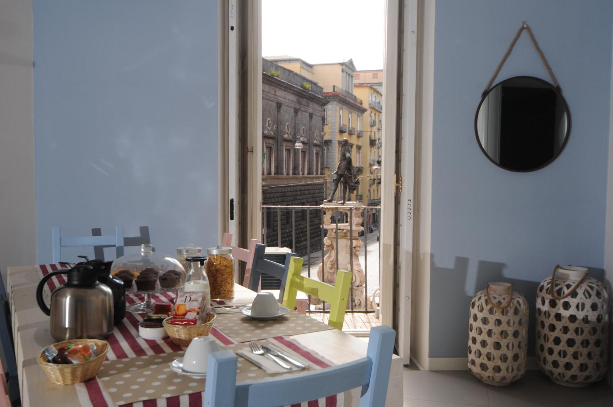 Bed and Breakfast A Casa Di Anna à Naples Extérieur photo
